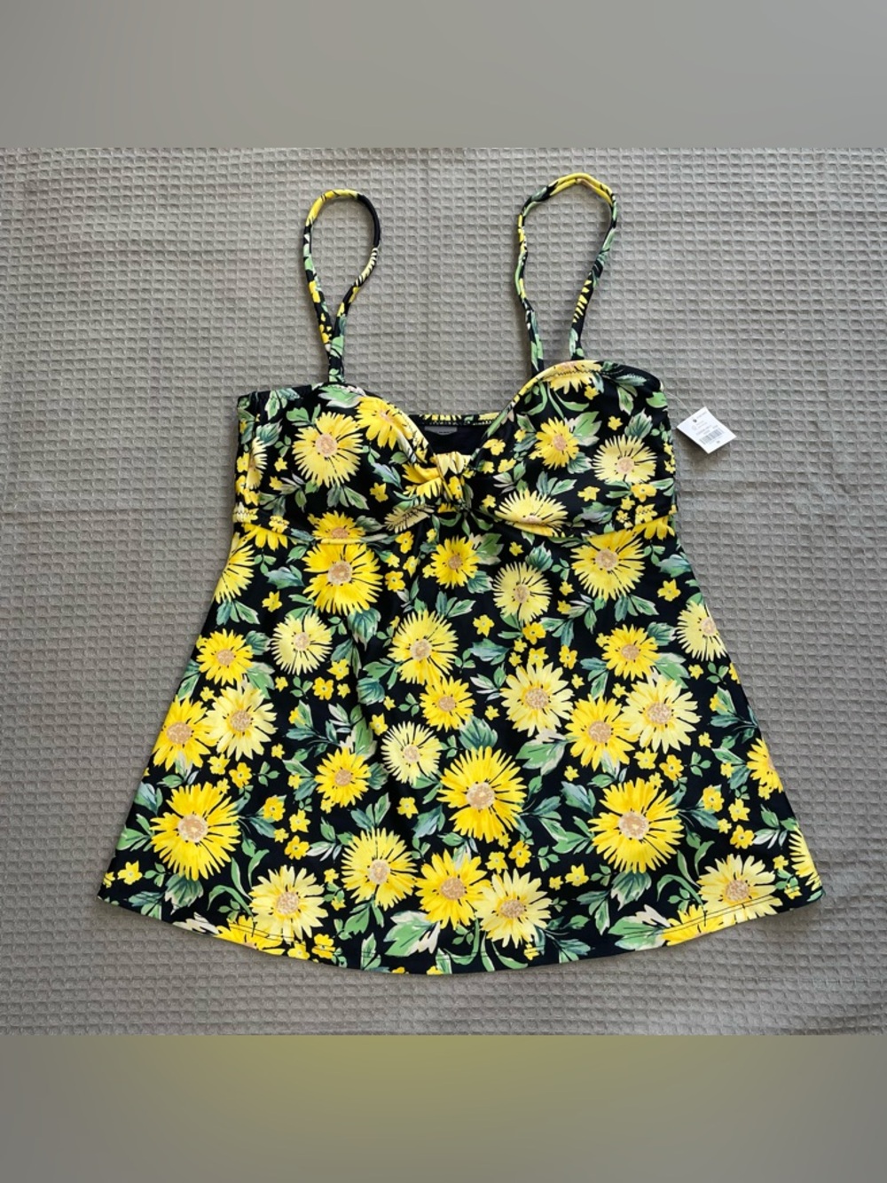 Old Navy Tankini Swim Top Medium Womens NWT Knotted A-Line Floral